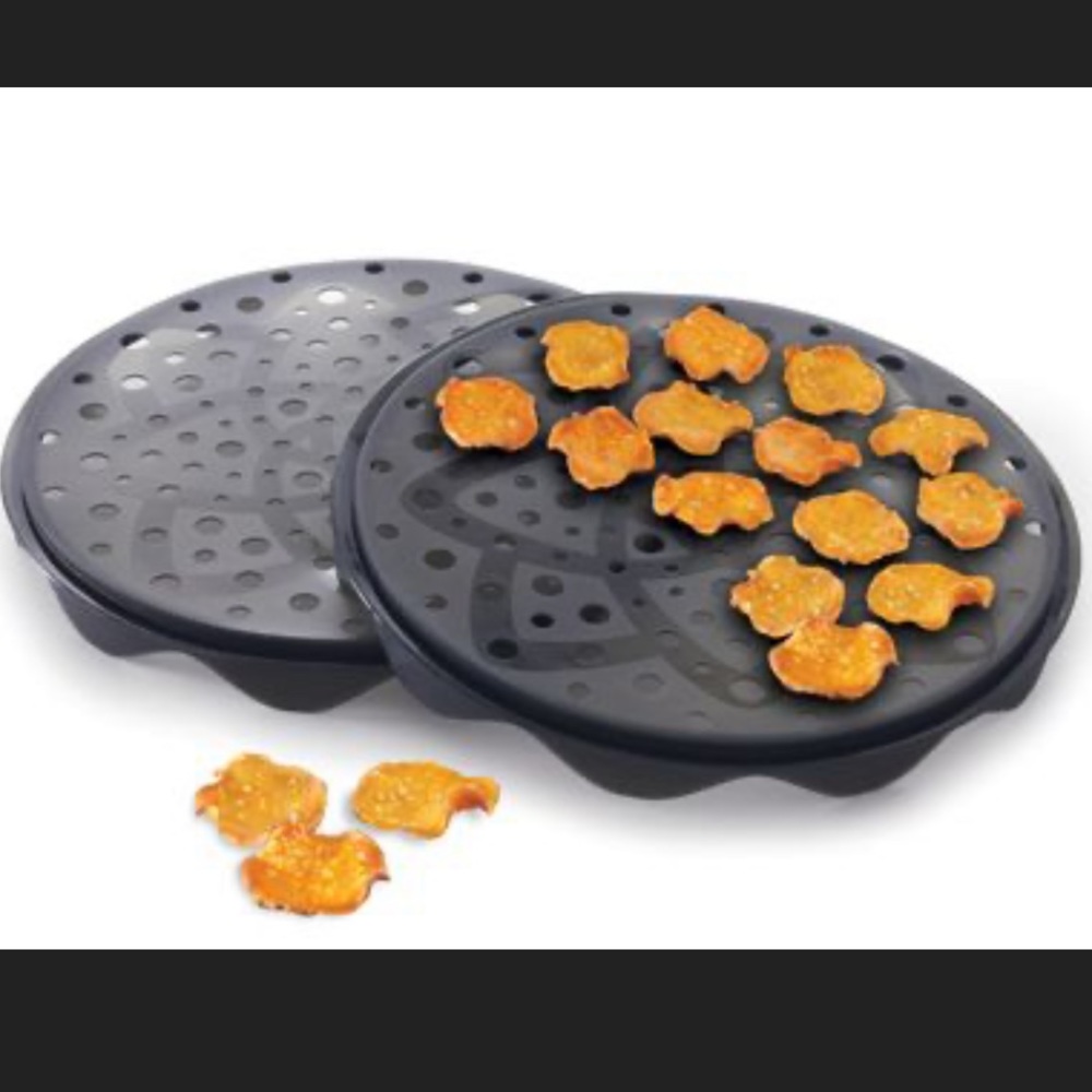 Pampered Chef Microwave Chip Maker